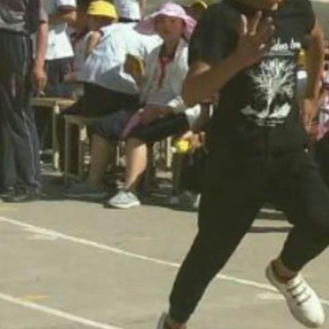 六年级一班的运动风采