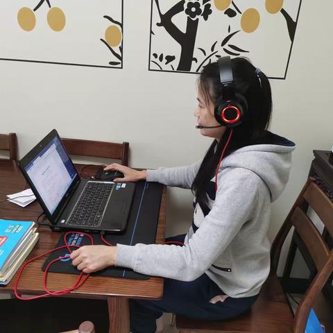 抗击疫情，凤凰学校不一样的三八妇女节