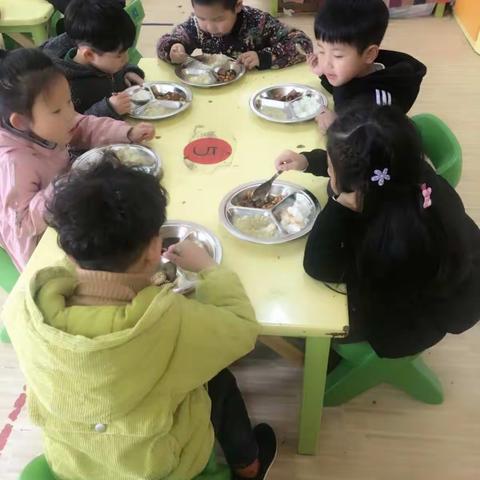 中5⃣️班的午餐