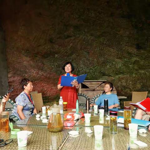 凌云摄影分会朗诵群活动（之三）