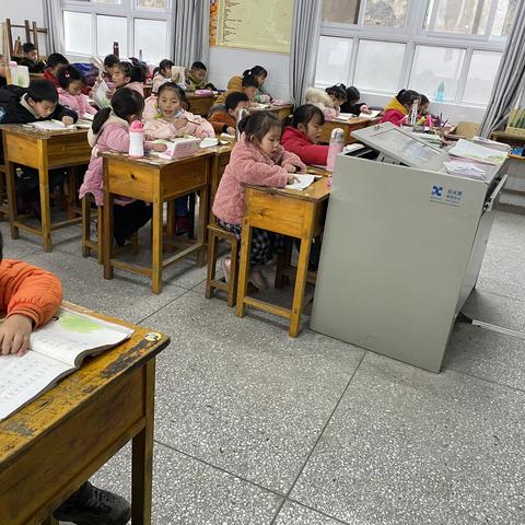 我们的12月