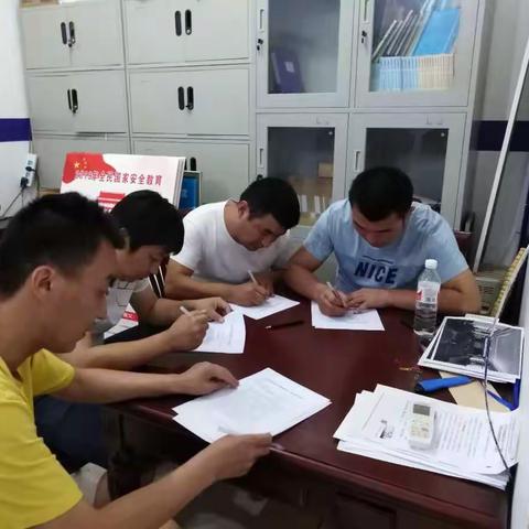 草堂司法所开展“遵纪守法获新生，扫黑除恶再行动”主题活动