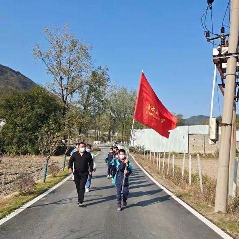 忆苦思甜——读书小学开展弘扬民族精神活动