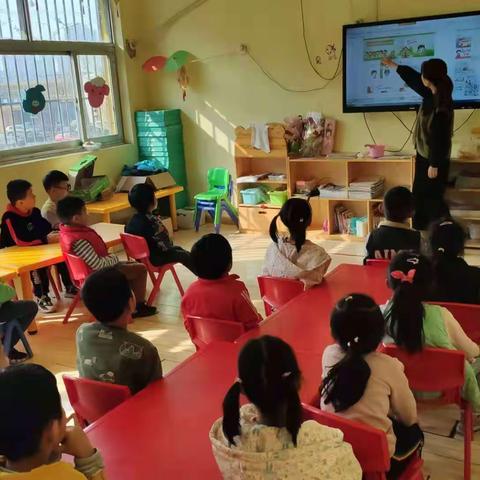 圣贤国学幼儿园防震避震安全演练