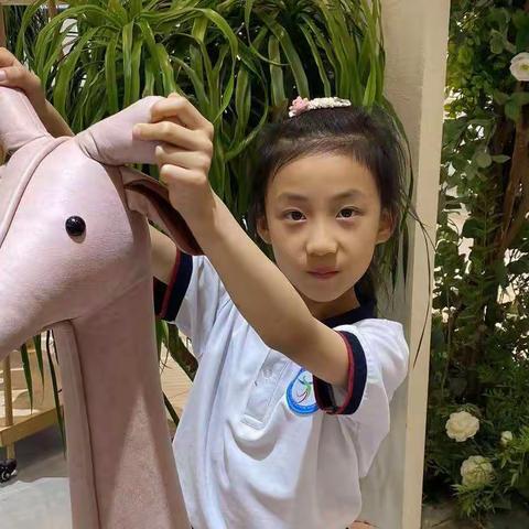 我为学校代言——经济开发区西山联校四年级二班董洋铄