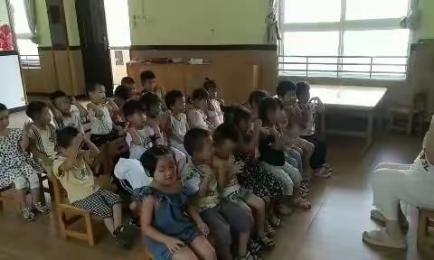 记录📝幼儿园美好时光🌹🌈——鲁河镇第一幼儿园托班