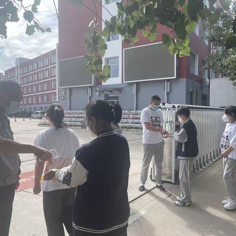 吉林十三中”以练促防“开展疫情防控应急演练