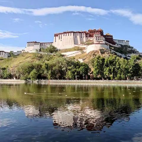 走近西藏（下）—宗角禄康、布达拉宫、大昭寺、八廓街、布达拉宫广场、纳木措