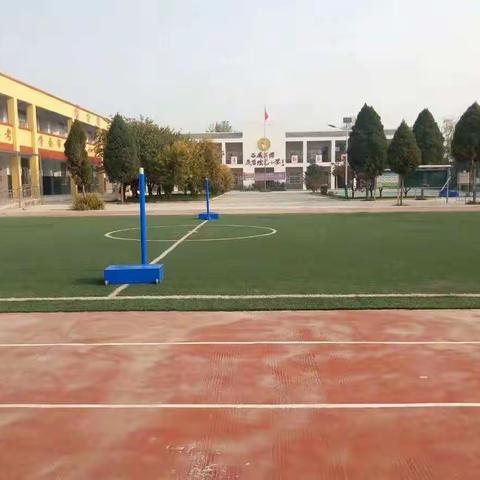 书规范汉字，诵华美诗词