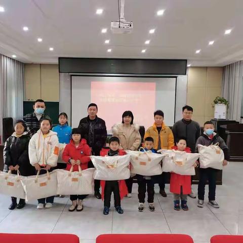 “情暖校园•爱心传递”上海浙江商会走进第六小学