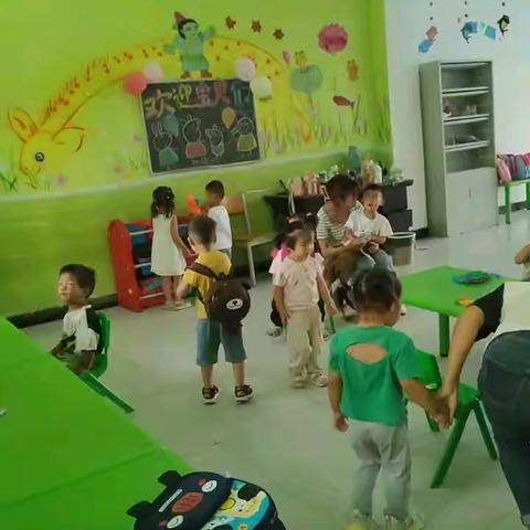 “最美开学季，爱上幼儿园”姚庄乡中心幼儿园小班开学第一周