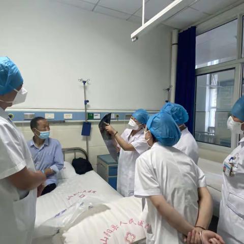 陕西省结核病防治院刘红艳主任来我院感染性疾病科指导工作