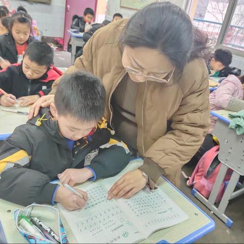 缤纷延时服务，装点快乐童年——召陵区人民路小学语文组课后延时服务剪影