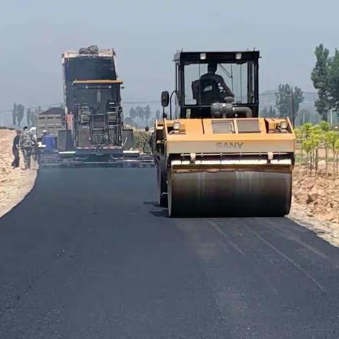 决战旅发，为民筑路