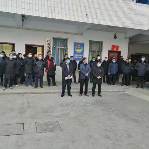 区委常委、组织部长到许由街道督导疫情防控工作