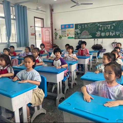 二年级手势舞社团