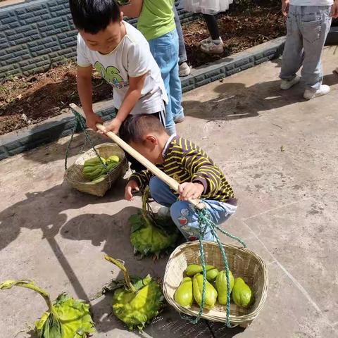 “丰收季，团圆节”——昆明市晋宁区夕阳乡中心幼儿园中秋节活动