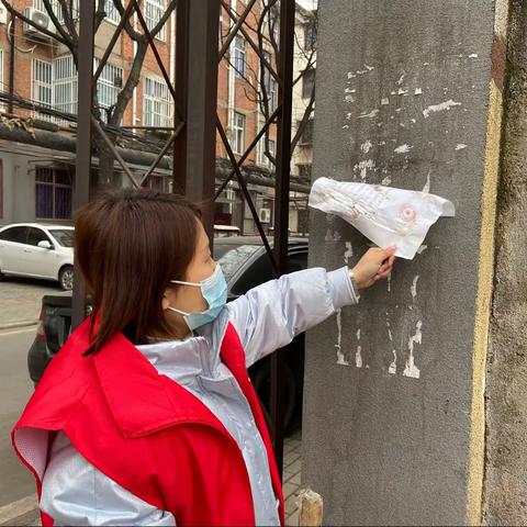 西湖社区开展常态化人居环境整治清洁家园行动