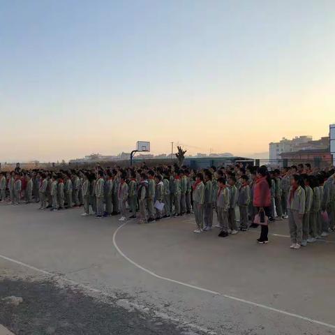 高仓桃源小学2019年春季开学典礼暨养成教育纪实