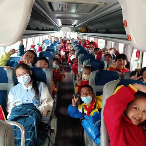 草长莺飞夏正浓，恰是少年研学时---乌鲁木齐市第四十八小学一年级研学之旅