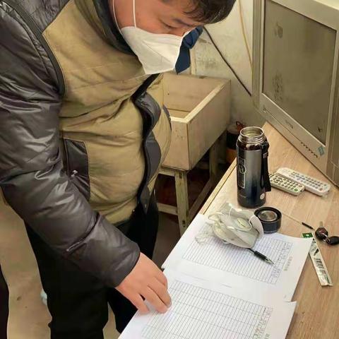 疫情防控，住建局全力做好物业小区环境卫生清洁行动