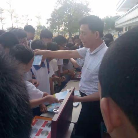 潮安区禁毒办到校开展宣传工作图片