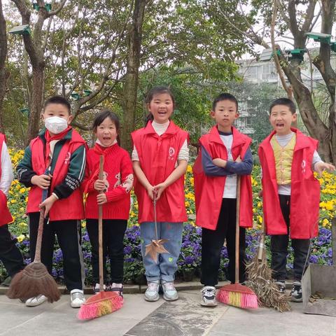 学雷锋，我当先——记安昌小学二年级3班志愿活动