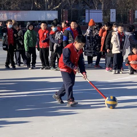 生命始于运动，成功在于拼搏——————记76中迎新年学生趣味运动会。