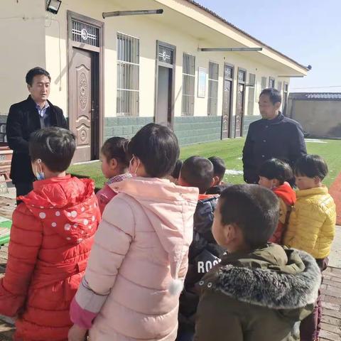 任家寺小学开展“学习雷锋精神 争做文明好少年” 主题活动