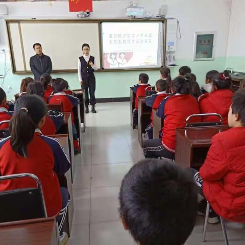 京校捐资助学点燃希望                   太校重教育才成就未来