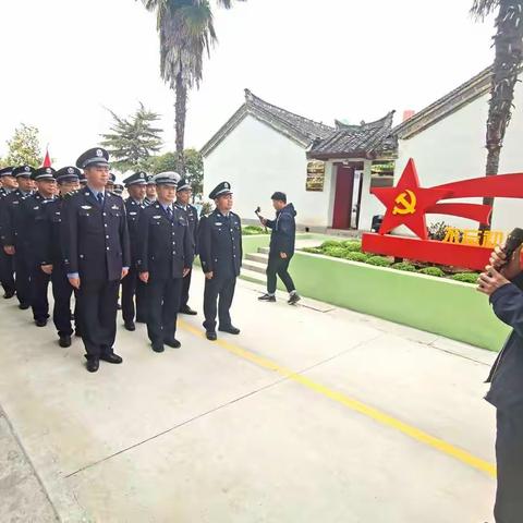 内乡县公安局深入赤眉红色教育基地参观学习