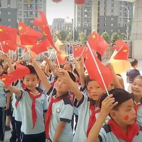 我的国庆生活，祝祖国七十华旦生日快乐！