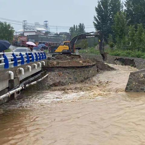 许家沟河道清理 确保汛期安全