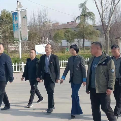 【老城教育•两看两讲两比】长葛市教体局检查十四中理、化、生实验考前准备工作