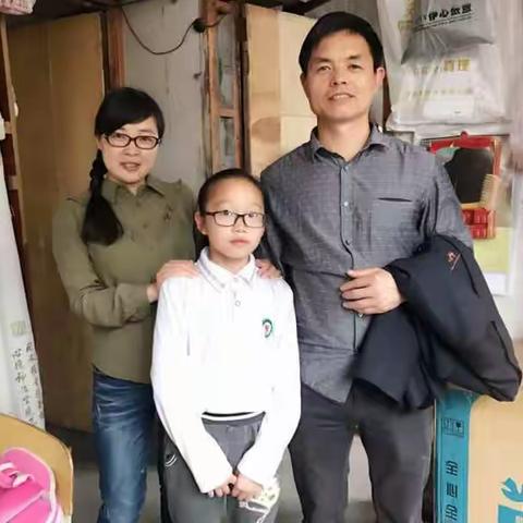 情系学生在心更在行一一四（4）班家访记