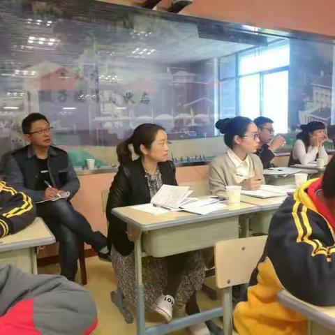 景宁小学品德学科工作站开展以“问题解决学习”为主题的课堂教学研讨会