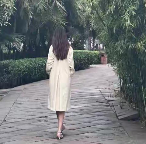 《女儿》