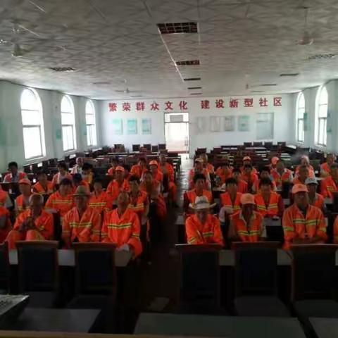 针对麦收的重要时间节点，各乡镇（街道）环卫队提前安排部署禁烧、清理秸秆等工作。