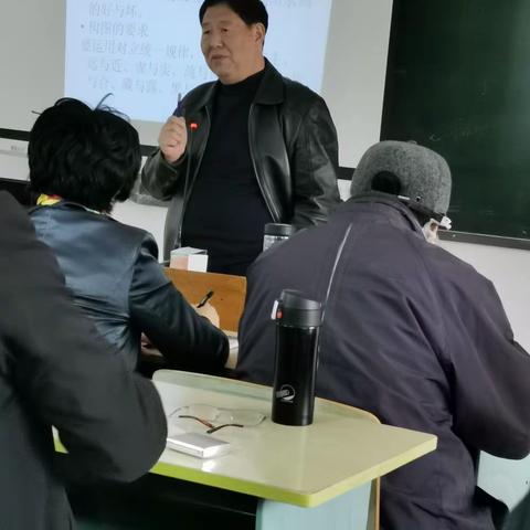 滨海县老年大学，滨海县老干部书画协会庄其尉老师《山水画创作的构l图》专题讲座集锦