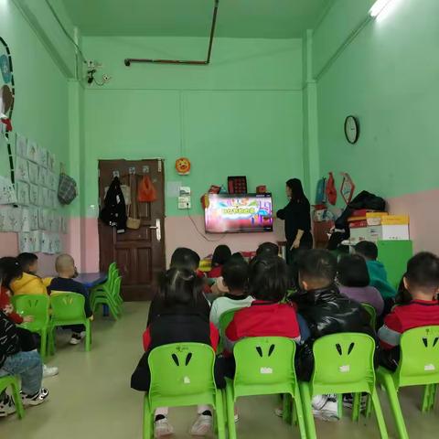 鹏兴幼儿园（小班）女神节主题活动