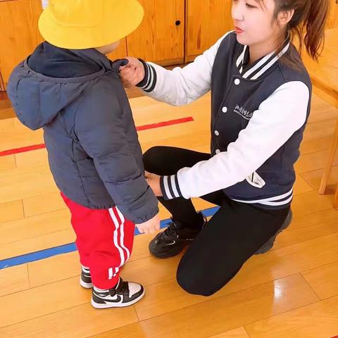 恒大江湾一期幼儿园优秀教师——张晓妍