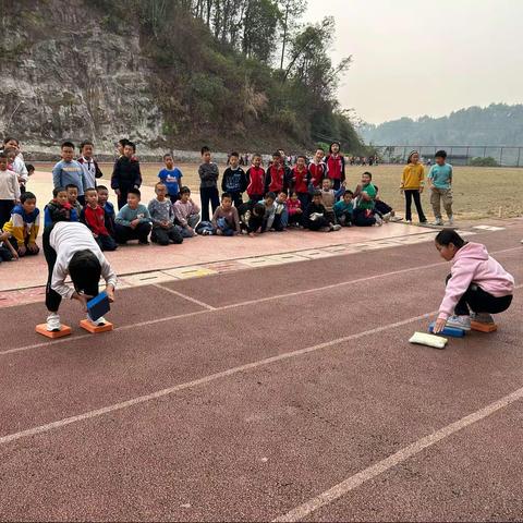 四（2）班活动课