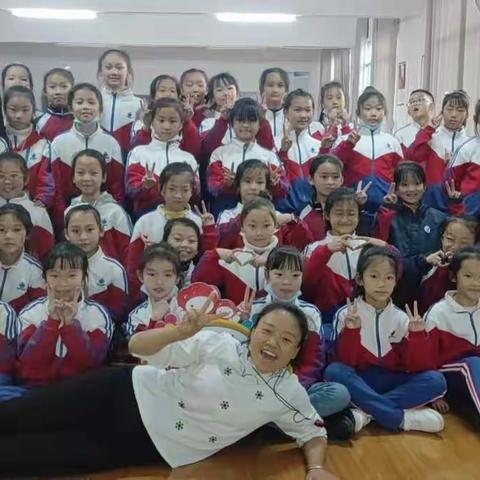 我宣布：健美操社团圆满收官！