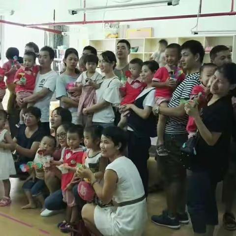 感恩各位家长在百忙之中抽出时间来参加本次的开学典礼。