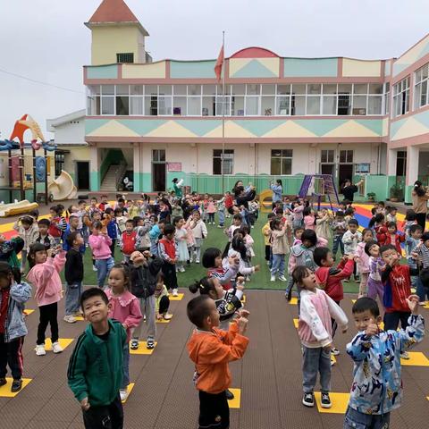 悦动早操，活力早操——智发幼儿园早操展示