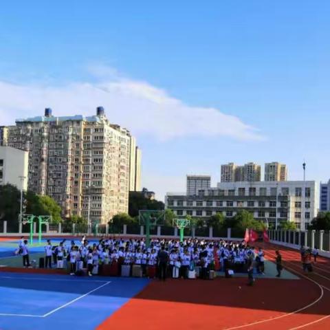 晴空烈日练勇兵，“菠菜”青苗初长成！——记湖南师大附中博才实验中学梅溪湖校区2345班军训开营仪式