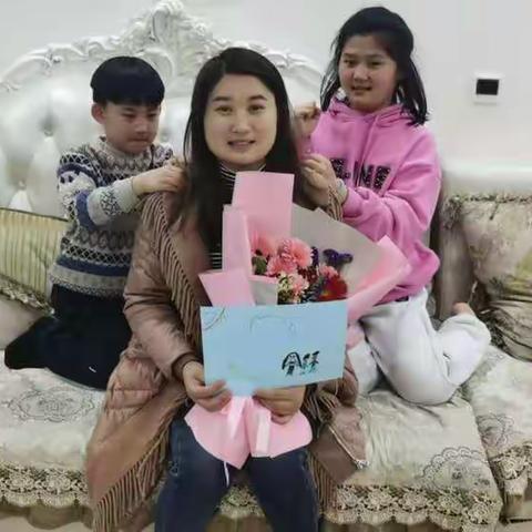 特别的爱给特别的你——天中实验小学三八妇女节活动