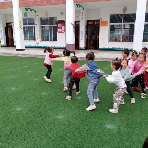 平安希望学校附属幼儿园中班萌娃一周快乐日常