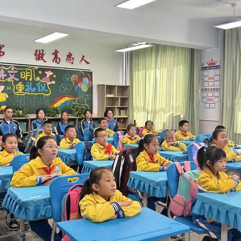 “九九重阳节 浓浓敬老情”——苏尼特右旗第四小学三年二班实践活动