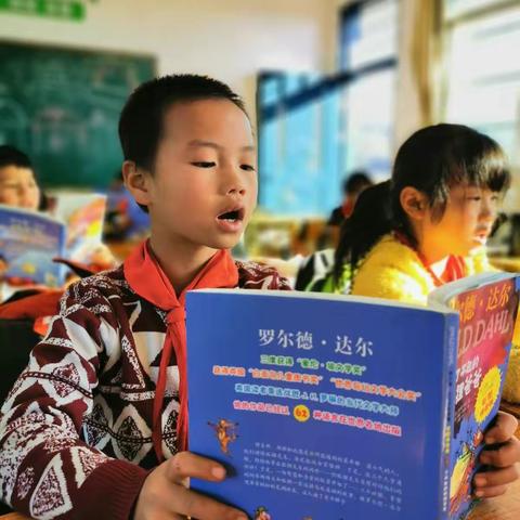 阅读，为成长添一抹亮色——读《了不起的狐狸爸爸》（副本）